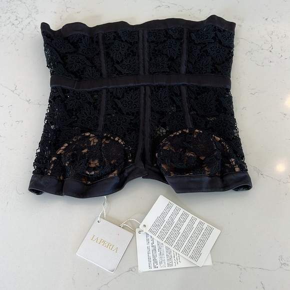 Laperla made in Italy size 34B luxury shape wear - Picture 4 of 16